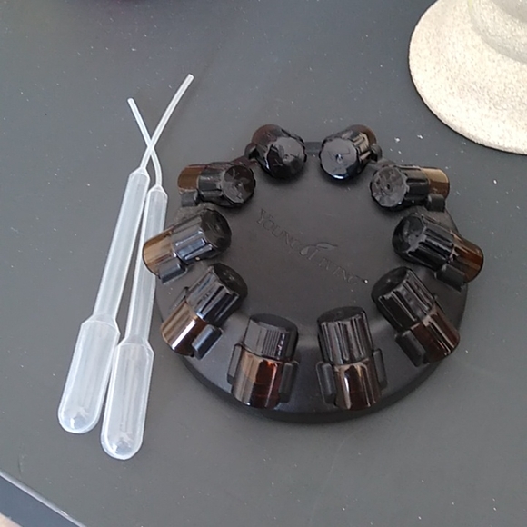 Young Living Amber Jars with carousel Holder - Picture 3 of 3